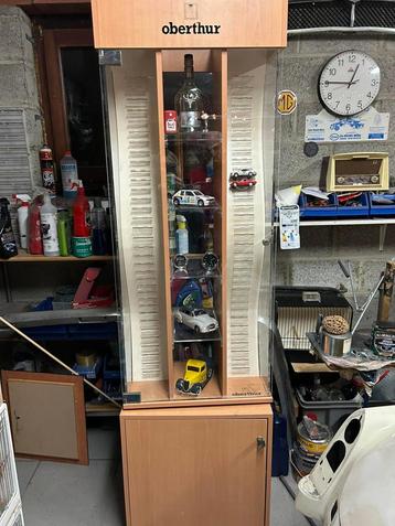 étagère pour voiture miniature beschikbaar voor biedingen