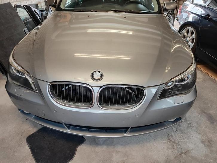 Onderdelen Plaatwerk BMW E60 E61 A08 deur portier bumper, Auto-onderdelen, Carrosserie, BMW, Voor, Ophalen