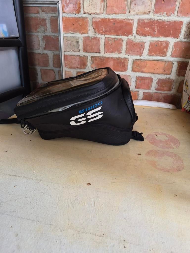 Bmw gs 1200/1250 tanktas uit 2013, Ophalen