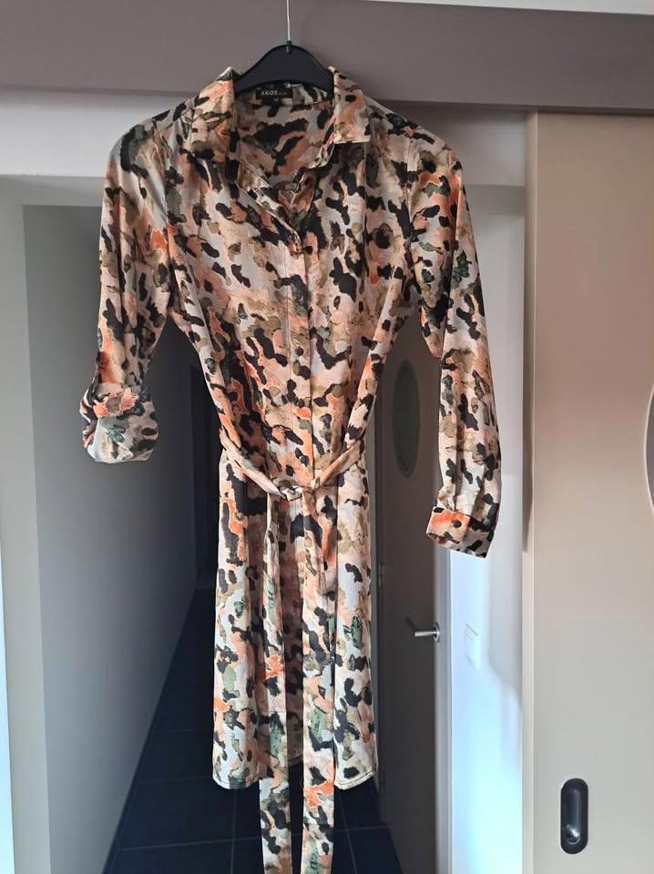 Akoz de toi, gevlekte jurk, M, Kleding | Dames, Jurken, Zo goed als nieuw, Maat 38/40 (M), Ophalen of Verzenden