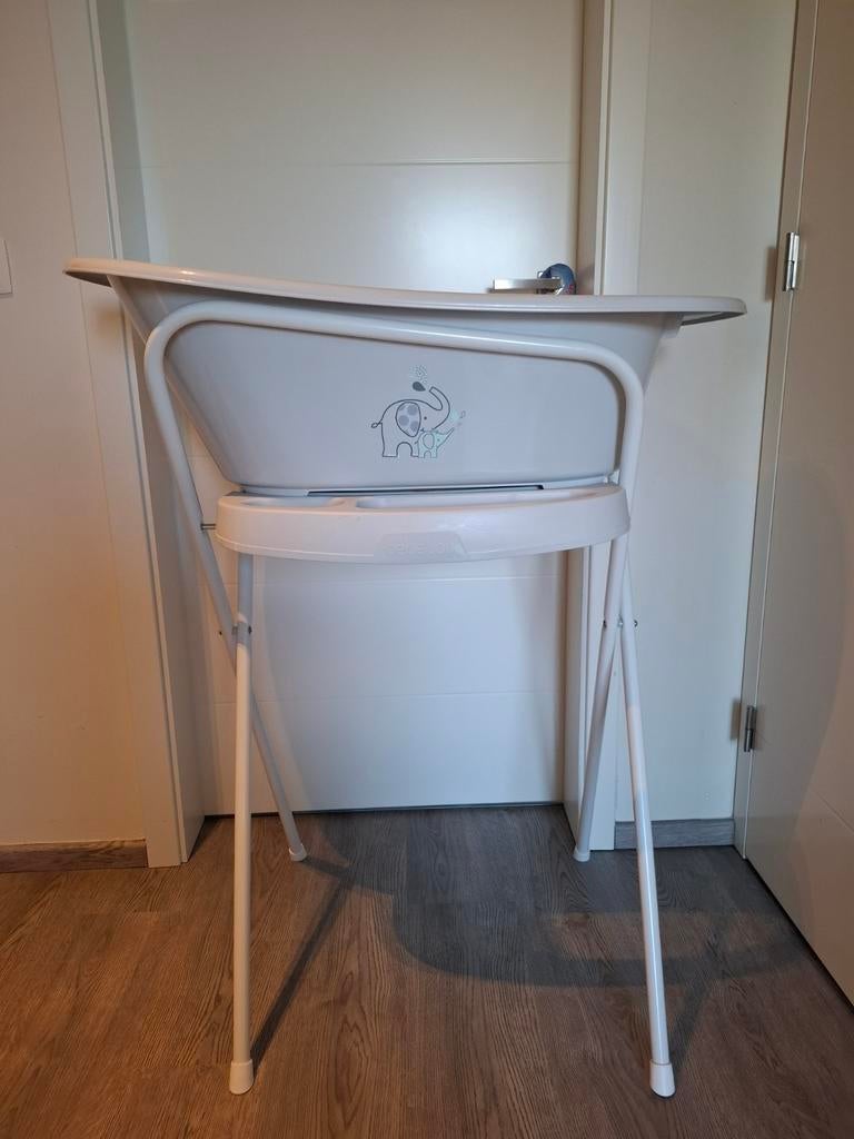 babybad op staander, Ophalen