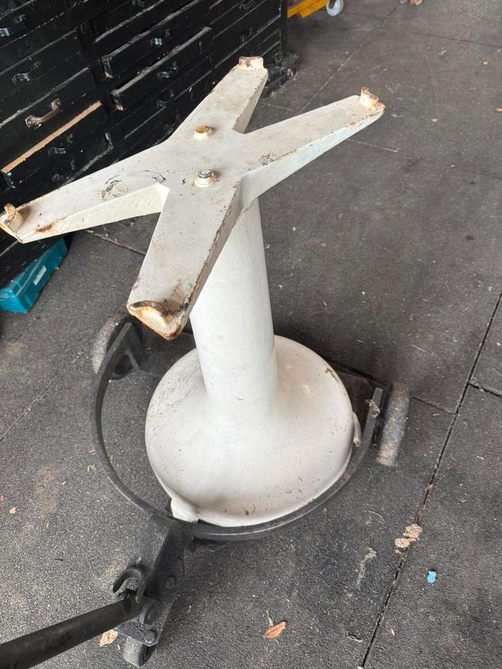 Oude machine voet, Antiek en Kunst, Antiek | Overige Antiek, Ophalen