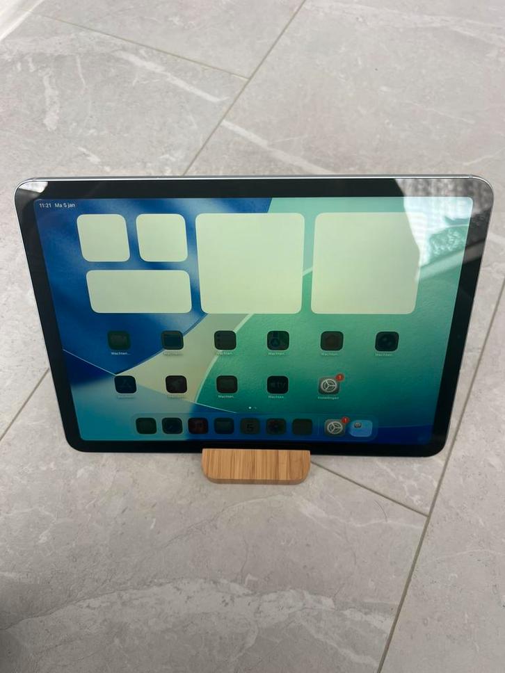 Te koop: iPad Air 4 64GB (met simkaart / 4G), Computers en Software, Apple iPads, Zo goed als nieuw, Apple iPad Air, Wi-Fi en Mobiel internet
