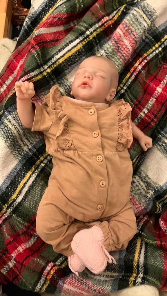 Reborn doll, Ophalen, Zo goed als nieuw