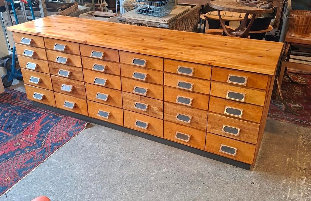 Ladekast industriël, Ophalen