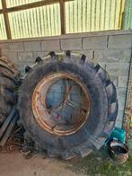 2 tractor wielen, Ophalen