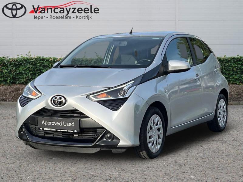 Toyota Aygo x-play+AC+cam+dab, Autos, Toyota, Achat, Euro 6, Autres couleurs, Noir