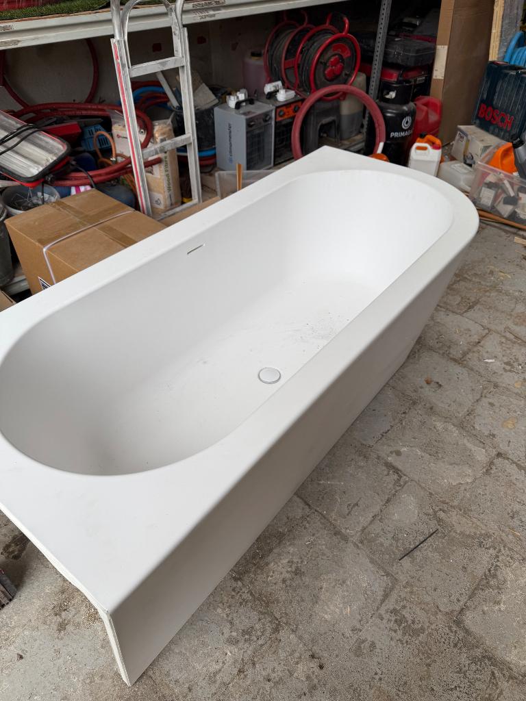 Bad, Doe-het-zelf en Bouw, Sanitair, Ophalen, Nieuw, Bad