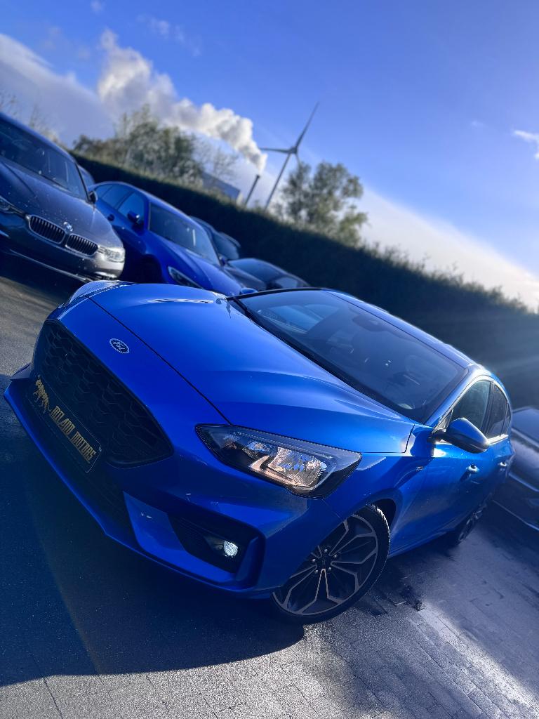 Ford Focus ST-Line COMPLÈTE, Focus, Achat, Euro 6, Entreprise