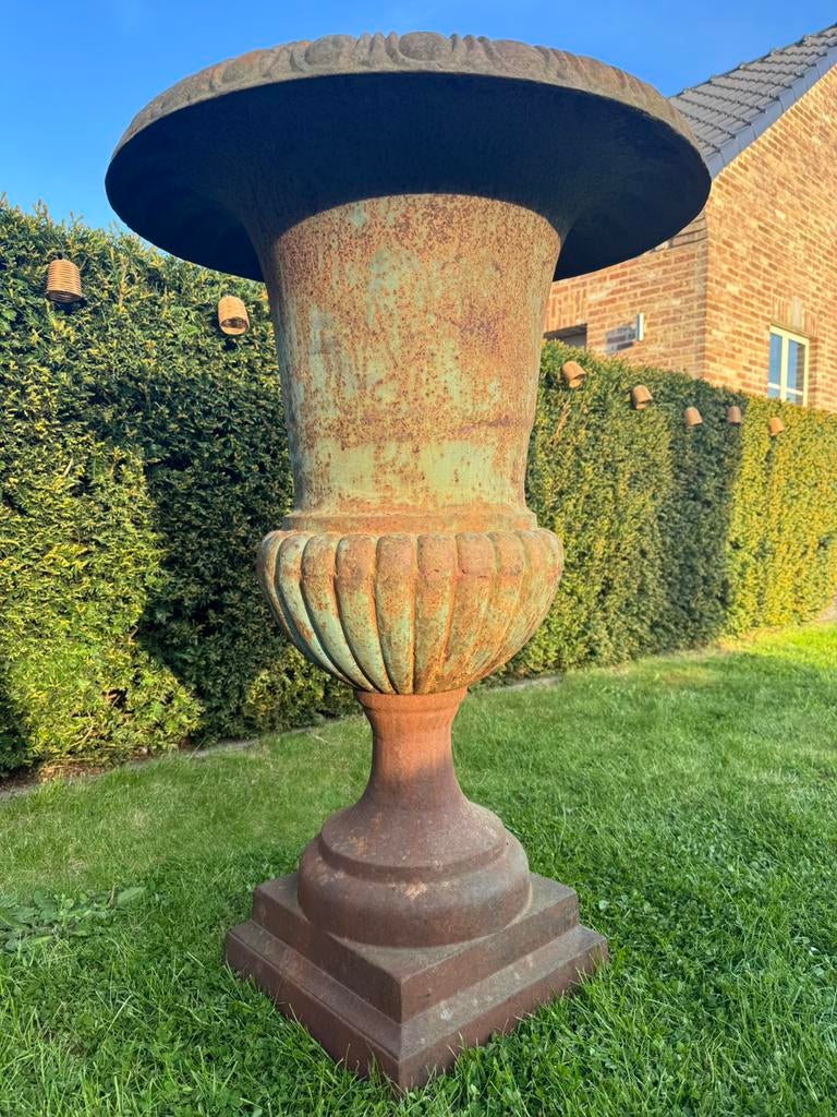 XXL Franse gietijzeren louvre vaas, Jardin & Terrasse, Vases de jardin, Enlèvement, Utilisé