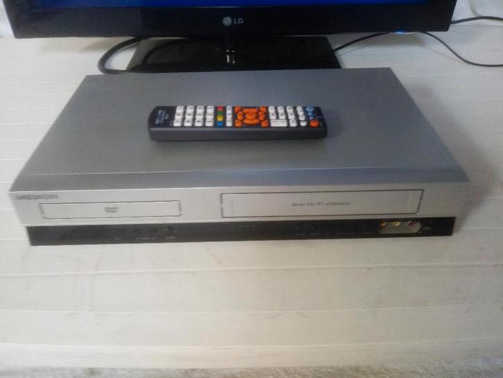 Medion MD-82270 combi DVD speler + VHS video, Audio, Tv en Foto, Videospelers, Gebruikt, VHS-speler of -recorder, Ophalen of Verzenden