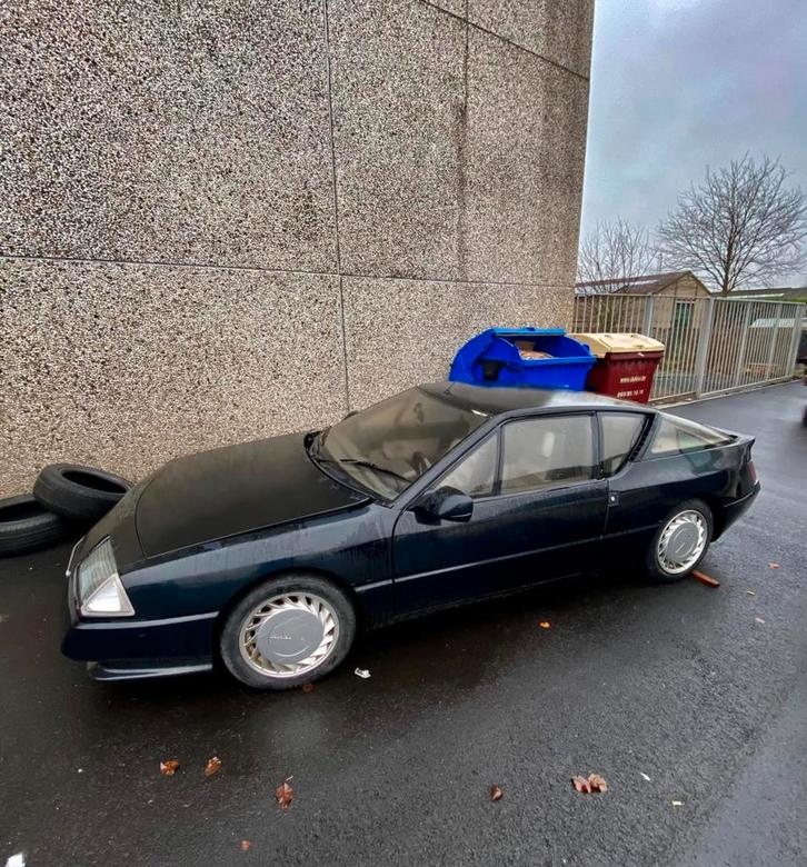 Alpine GTA 1988, Autos, Alpine, Entreprise, Autres modèles, Essence, Coupé, 2 portes, Boîte manuelle, Noir, Gris, Tissu, Propulsion arrière