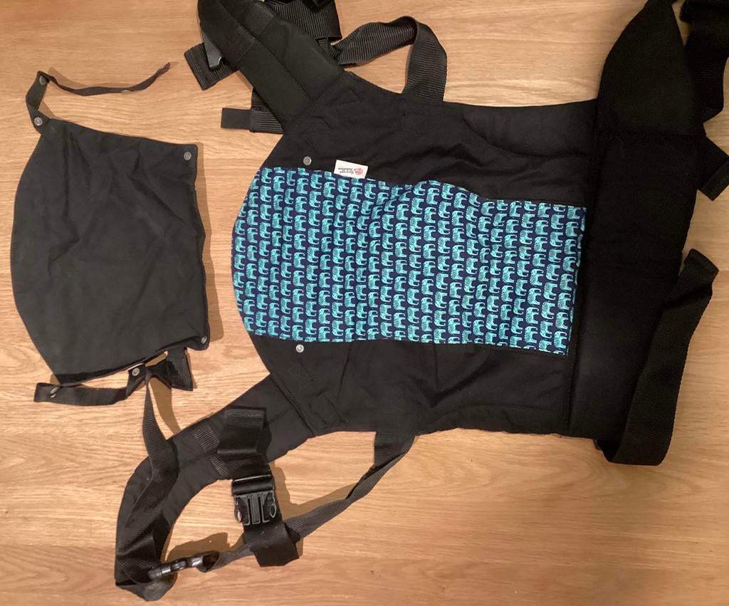 Porte bebe rose and rebellion, Enfants & Bébés, Autres marques, Harnais, Comme neuf, Enlèvement