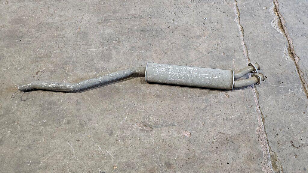 Middendemper BMW E30 320i  283-911 18121176985 1176985, Autos : Pièces & Accessoires, Systèmes d'échappement, BMW, Utilisé, Enlèvement ou Envoi