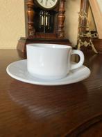 Arcopal bistrotkop en schotel, Ophalen of Verzenden, Gebruikt, Kop(pen) en/of Schotel(s)