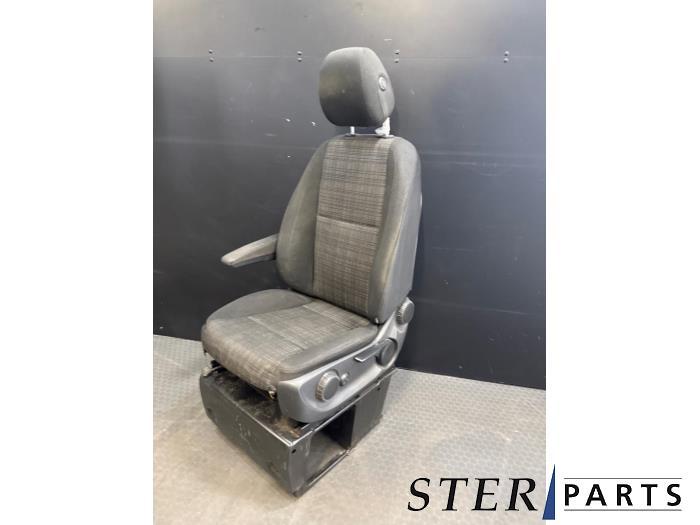 Siège gauche d'un Mercedes Vito, Autos : Pièces & Accessoires, Habitacle & Garnissage, Mercedes-Benz, Utilisé, 3 mois de garantie