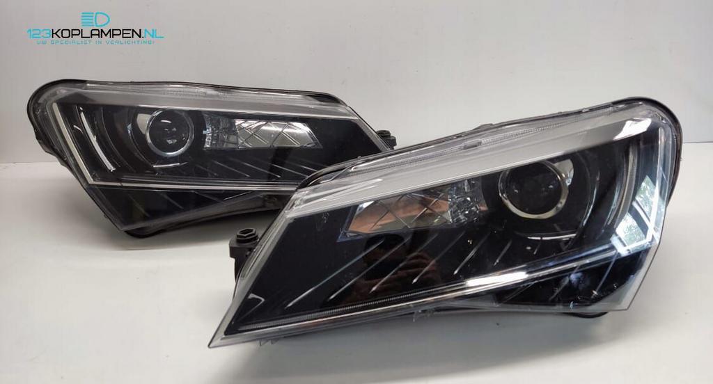 Skoda Superb 3 3V1 Xenon Led Koplamp links rechts, Autos : Pièces & Accessoires, -, Utilisé, Skoda, -