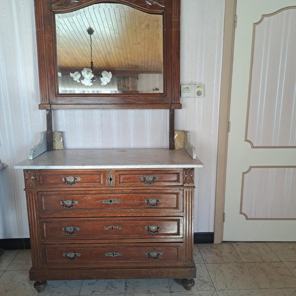 Commode te restaureren, Ophalen