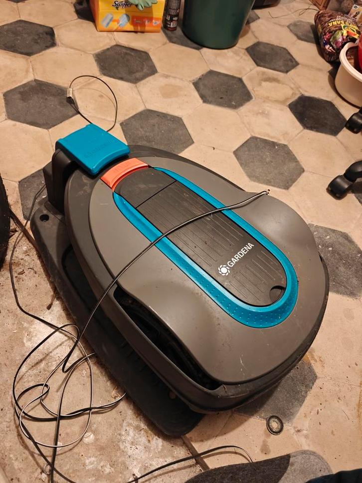 Gardena - Husqvarna Sileno City 250, Jardin & Terrasse, Tondeuses robotisées, Enlèvement