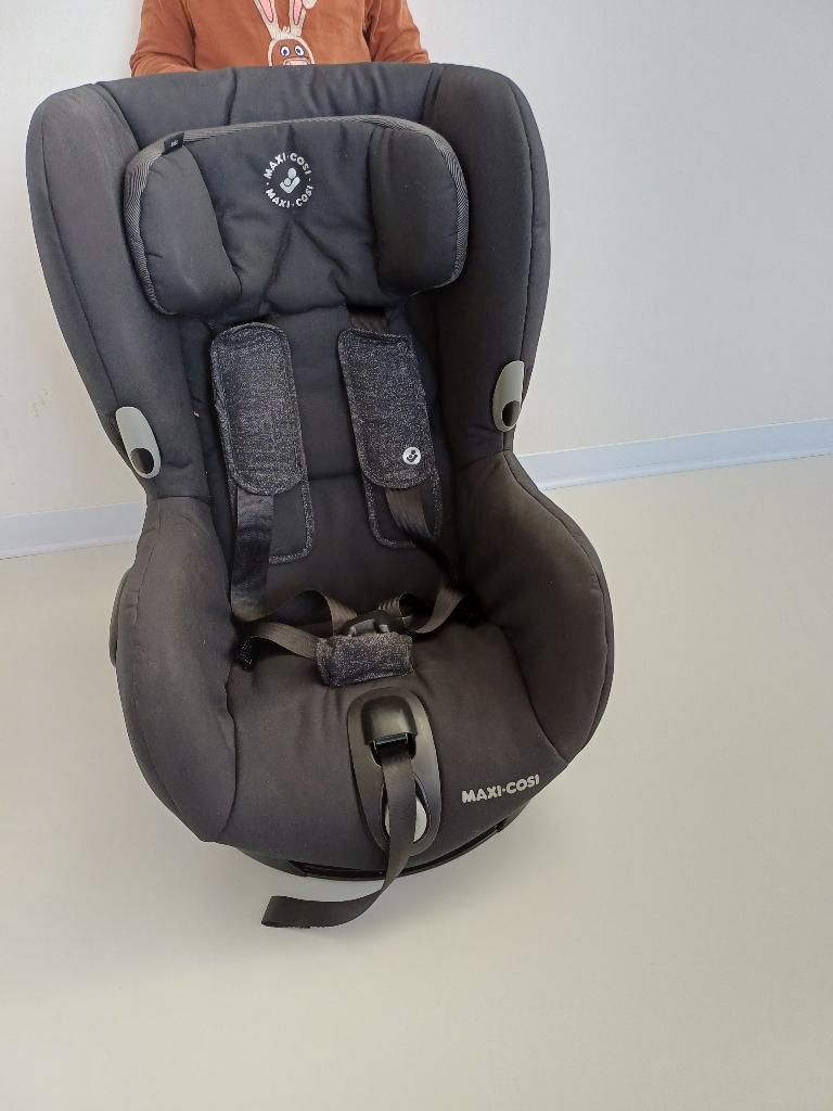 Maxi Cosi Axiss Nomad Black - draaibare autostoel, Kinderen en Baby's, Autostoeltjes, Ophalen, Verstelbare rugleuning, Autogordel