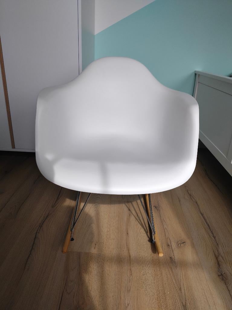 Witte schommelstoel, Kinderen en Baby's, Ophalen, Zo goed als nieuw, Stoel(en)