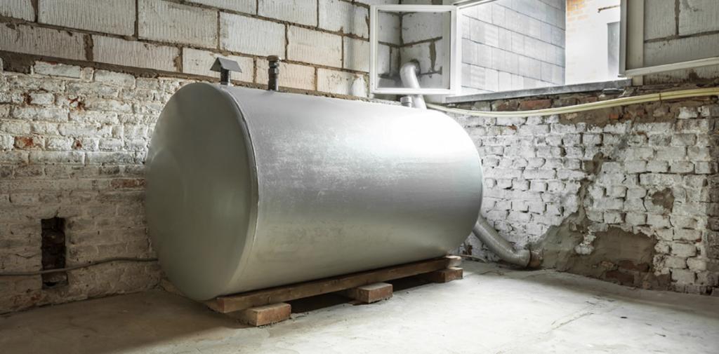 2000 liter mazout/stookolie af te halen in 2060 Antwerpen, Doe-het-zelf en Bouw, Verwarming en Radiatoren, Ophalen