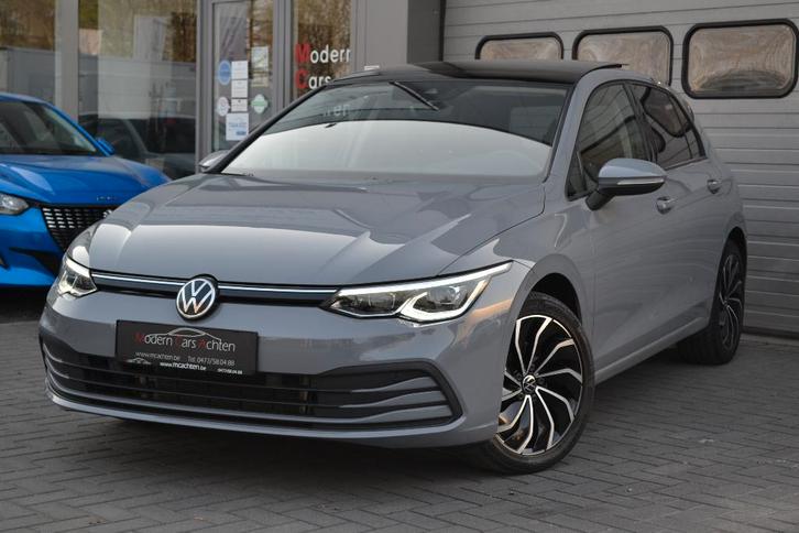 VW Golf 8 1.5 FSI * Pano * Carplay * Camera * 6 versn., Auto's, Volkswagen, Bedrijf, Te koop, Golf, ABS, Achteruitrijcamera, Adaptive Cruise Control