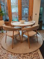 Complete eetplaats met 4 stoelen en bijhorend tapijt, Huis en Inrichting, Ophalen