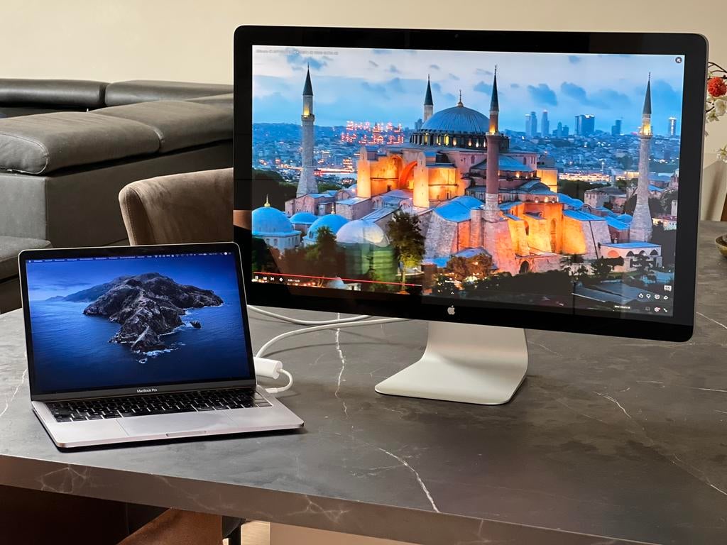 Apple 27” Thunderbolt display in mooie staat en 100% in orde, Ophalen, HD, IPS, Zo goed als nieuw