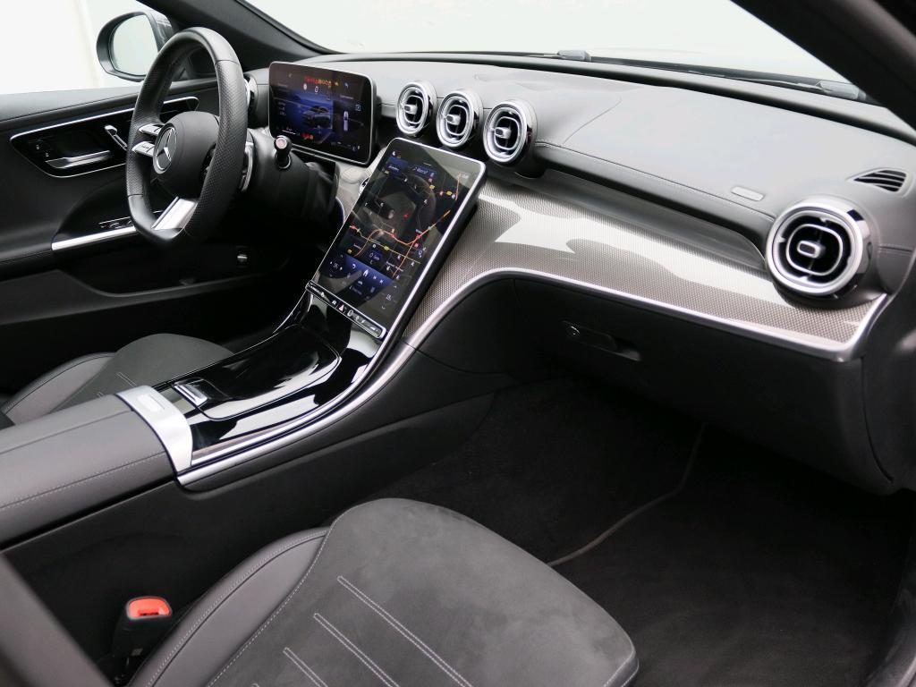 Mercedes-Benz C-klasse 180 AMG Line Estate + PANORAMISCH DAK, Automaat, Zwart, 4 cilinders, Apple Carplay