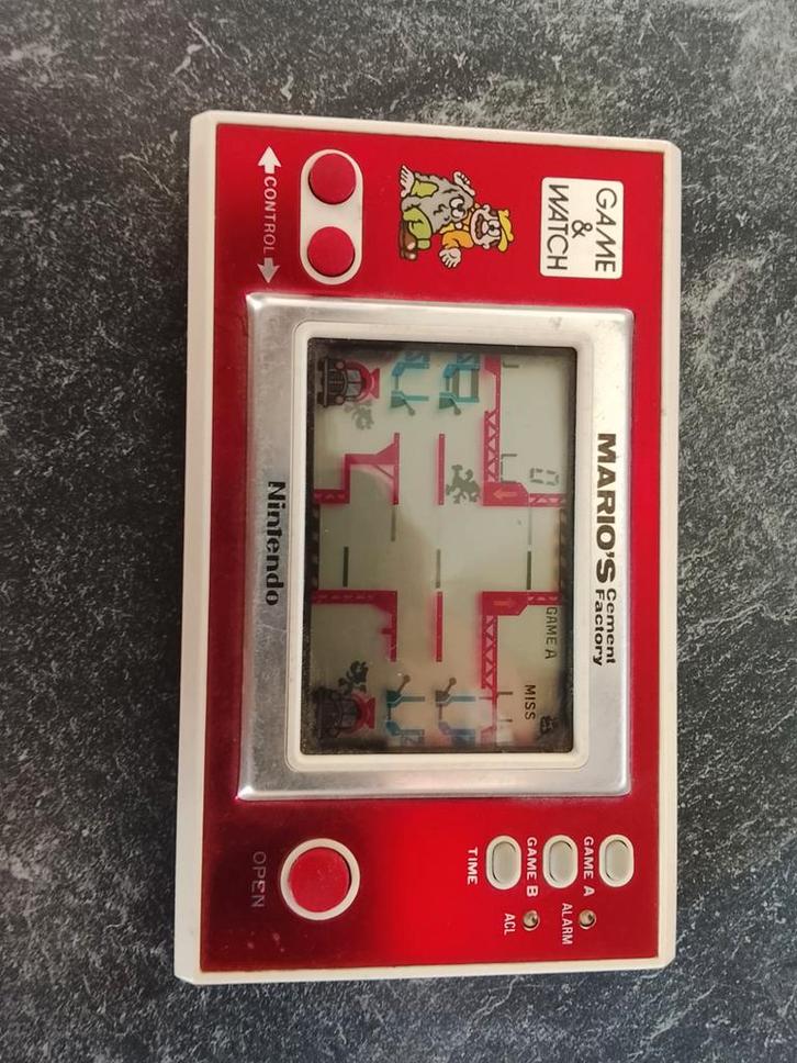 Game& Watch nintendo MANHOLE - MARIO'S Cement Factory 1983, Consoles de jeu & Jeux vidéo, Consoles de jeu | Nintendo Game Boy