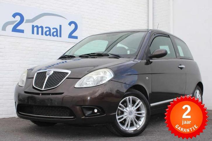 Lancia Ypsilon 1.4i Oro inclusief 2 JAAR garantie!, Autos, Lancia, Entreprise, Achat, Ypsilon, ABS, Airbags, Air conditionné, Ordinateur de bord