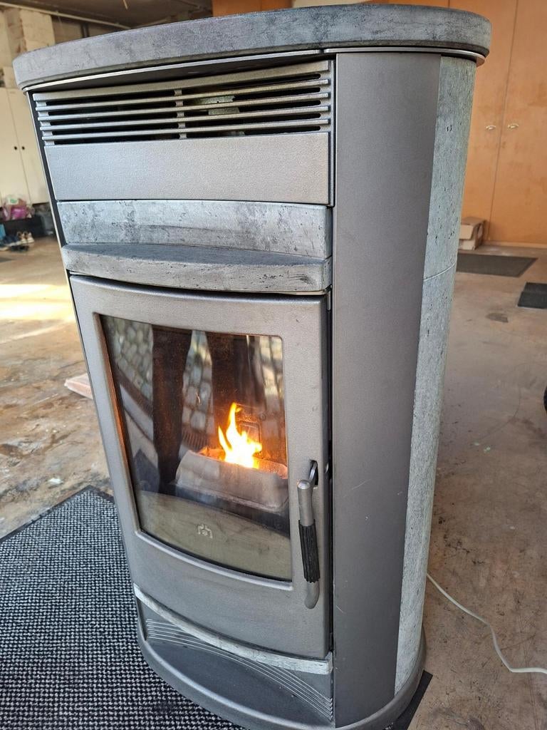 Pelletkachel edilKamin polaris 12 kw, Ophalen, Pelletkachel