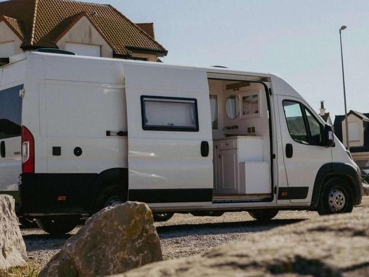 Peugeot Boxer L4H2 VAN Aménagé - GARANTIE 12M - 4a, Caravans en Kamperen, Caravans, Bedrijf, 2000 kg en meer, Overige merken, 6 tot 7 meter
