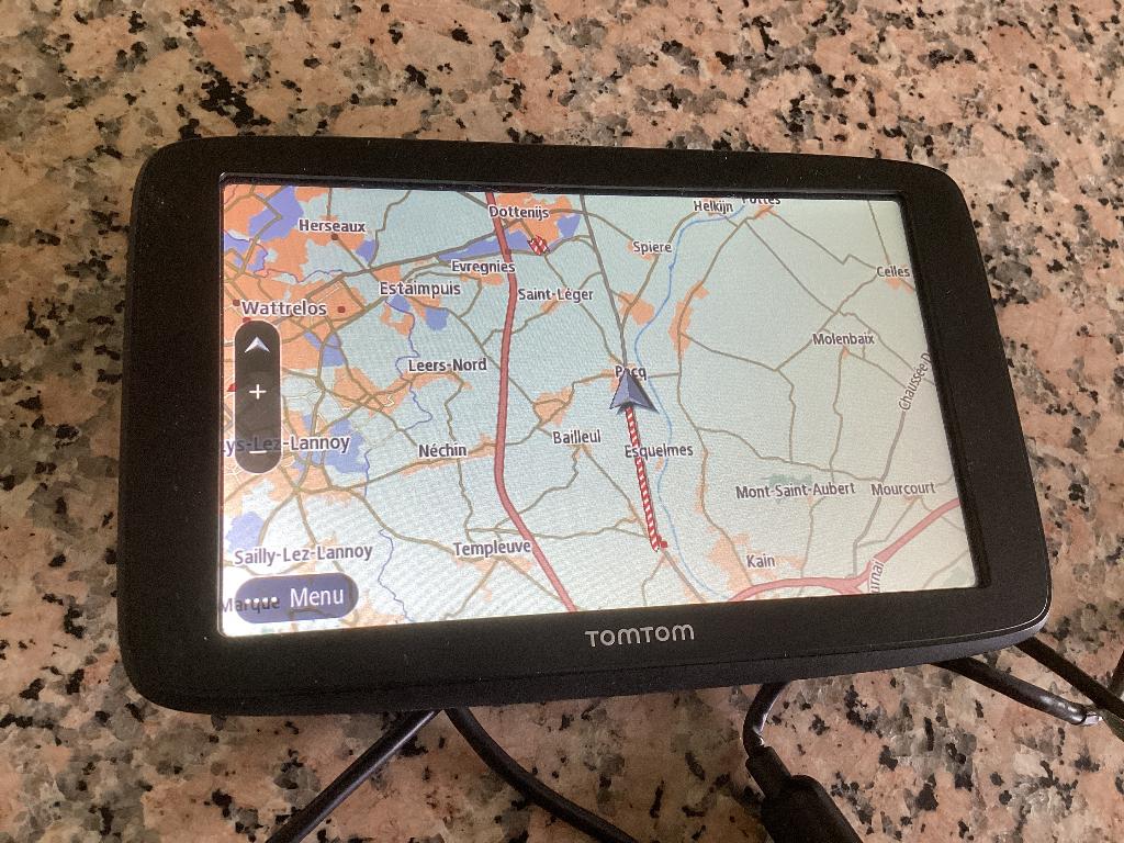 TomTom navigatie in Nieuwstaat, Autos : Divers, Navigation de voiture, Enlèvement ou Envoi, Comme neuf