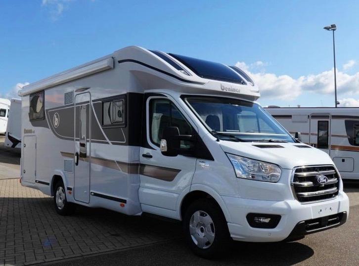 Te huur/te huur: camper, NIEUW, Caravans en Kamperen, Mobilhomes, Particulier, Benimar, Airconditioning, Fietsendrager, Ophalen