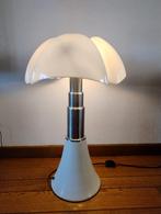 Pipistrello lamp, Ophalen