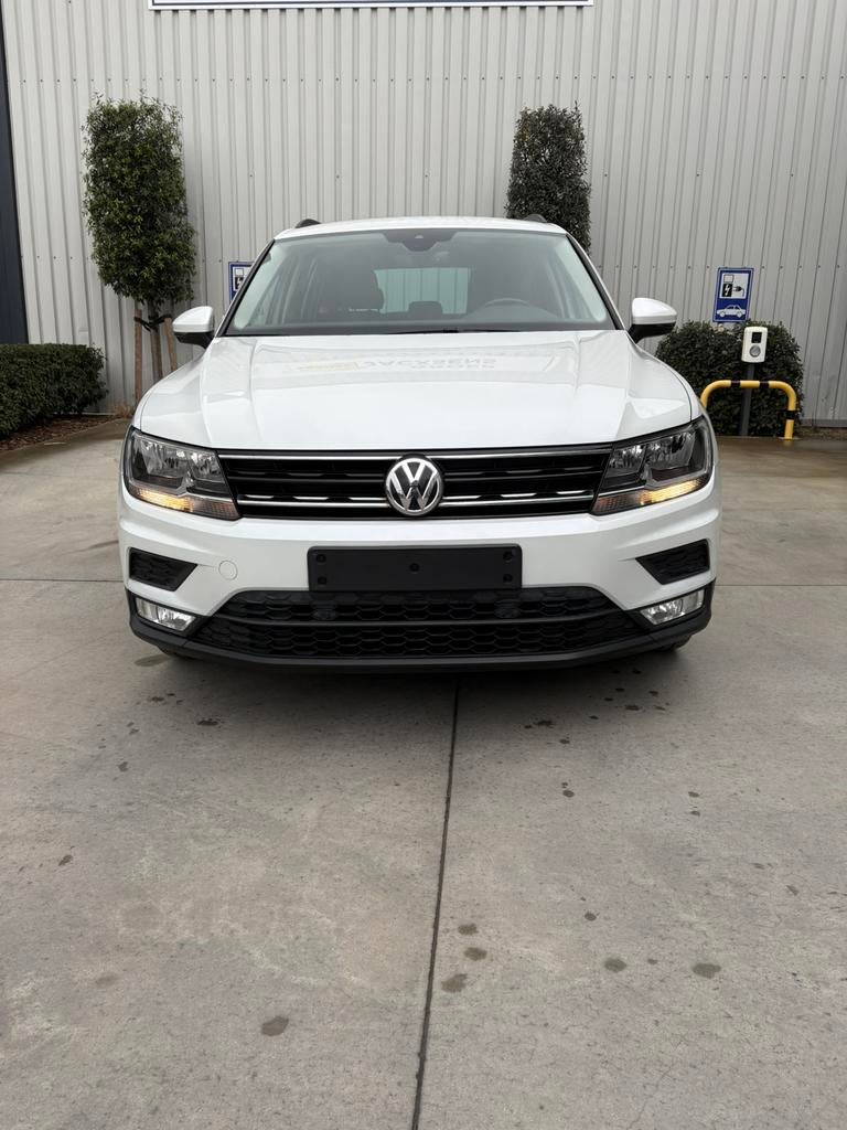 Volkswagen Tiguan 1.4 tsi met 107000km benzine, Euro 6, Wit, Bedrijf, Handgeschakeld