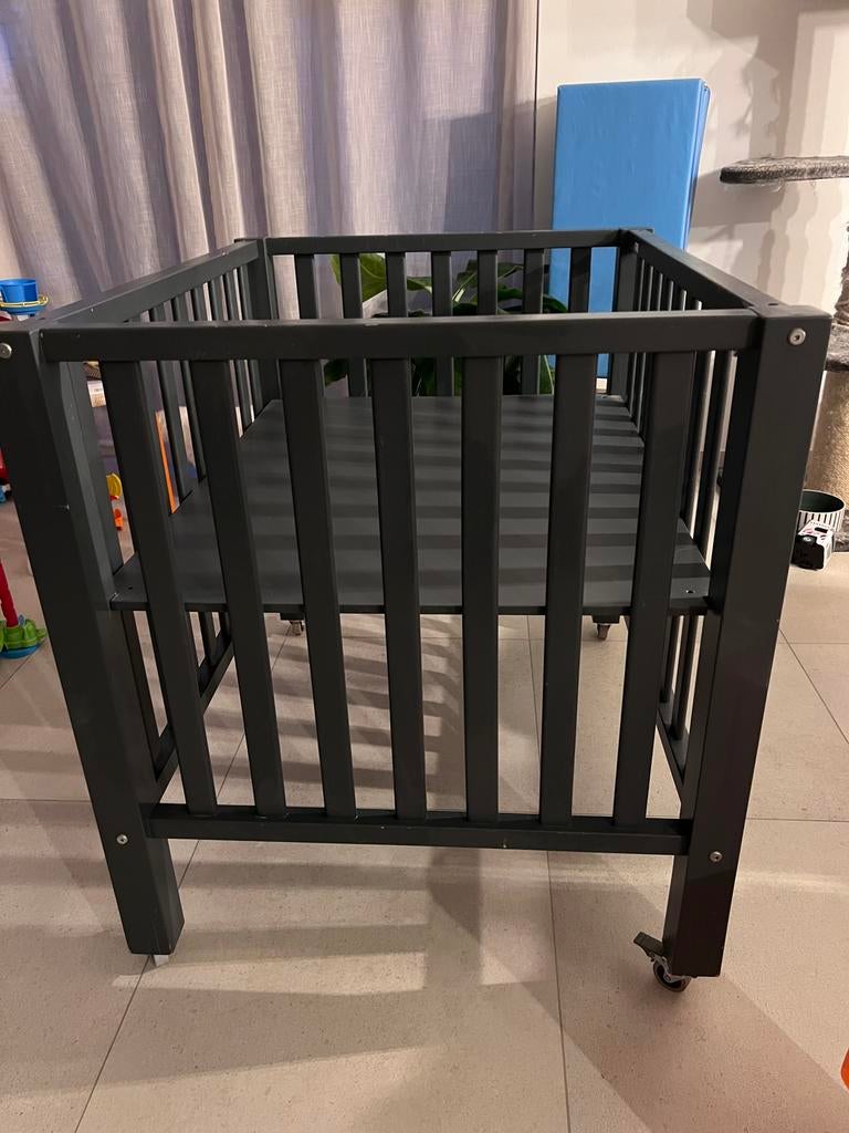 Babybox quax, Enlèvement, Utilisé, Rectangulaire, Roulettes