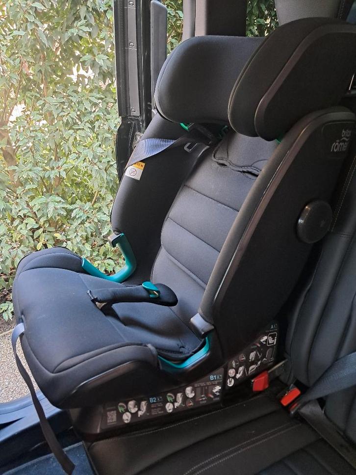 Autostoel Römer 15 maand - 12 jaar (76 - 150 cm), Kinderen en Baby's, Autostoeltjes, Zo goed als nieuw, Romer, Isofix, Afneembare rugleuning