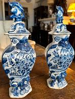 paar Delftse vazen „3 klokken” 17e eeuw, Antiek en Kunst, Ophalen of Verzenden