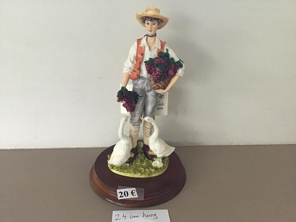 mooi beeldje van " The Leonardo Collection ", Ophalen of Verzenden