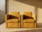 Set van 2 moderne accentstoelen in goud / mosterdgeel, Ophalen, Zo goed als nieuw, Stof