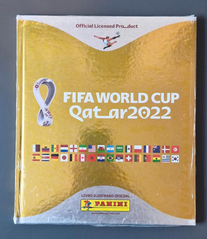 Couverture rigide dorée Panini Qatar 2022, Hobby & Loisirs créatifs, Autocollants & Images, Neuf, Plusieurs autocollants, Enlèvement ou Envoi
