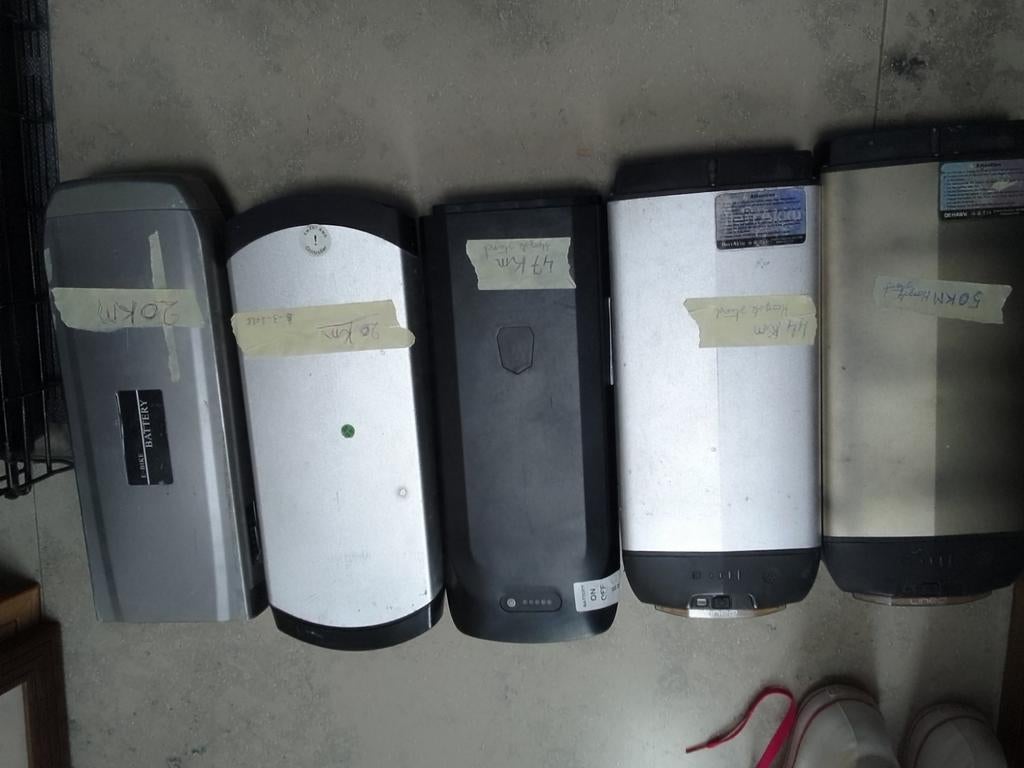 Verschillende fiets batterijen 36 v phylion., Ophalen