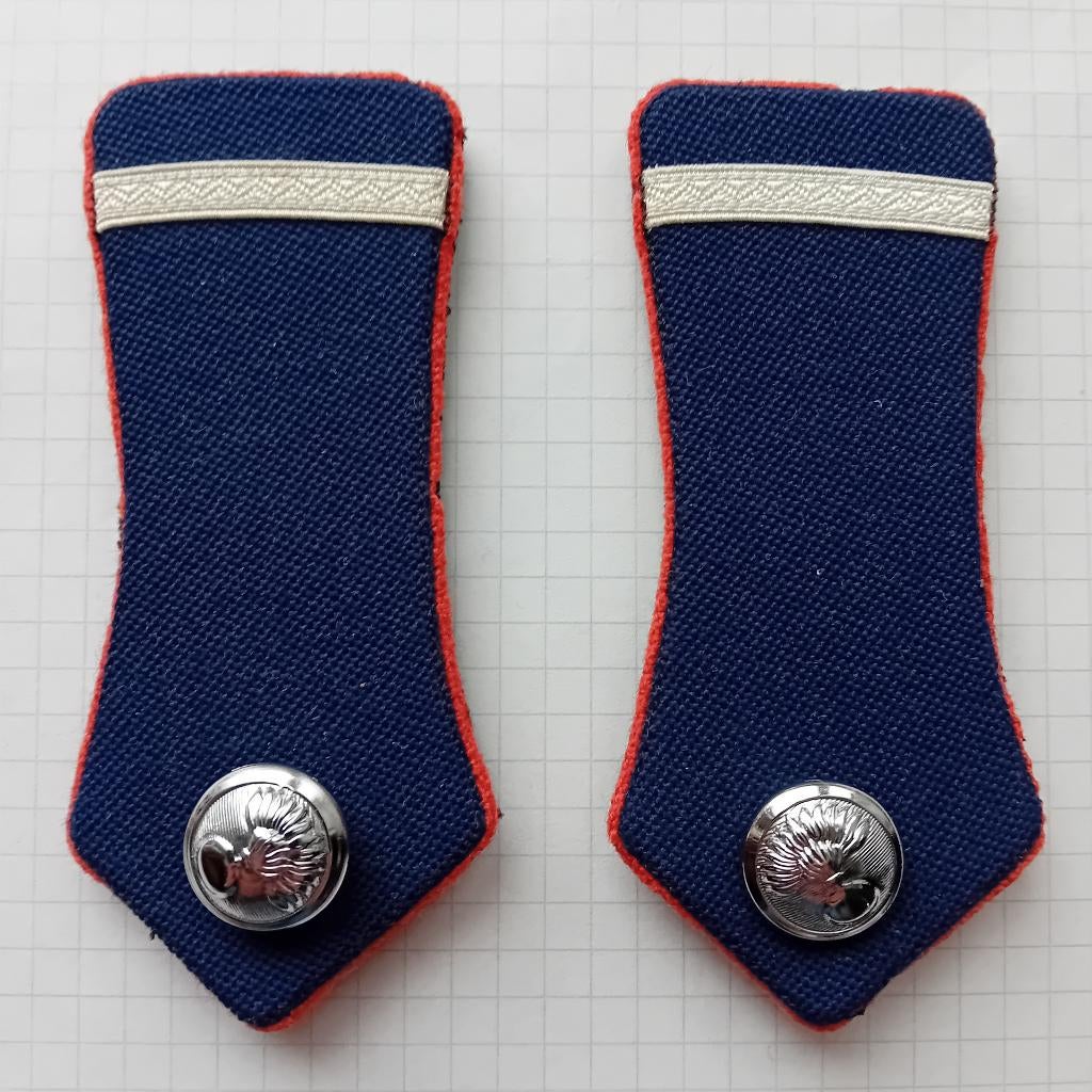 Rijkswacht schouderstukken Wachtmeester damesvest, Verzamelen, Ophalen of Verzenden, Rijkswacht, Kleding of Schoenen