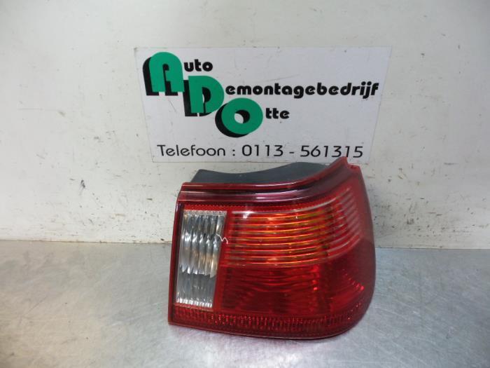 Achterlicht rechts van een Seat Ibiza (Ibiza 99-), Auto-onderdelen, Verlichting, Seat, Gebruikt, 3 maanden garantie, Ophalen of Verzenden