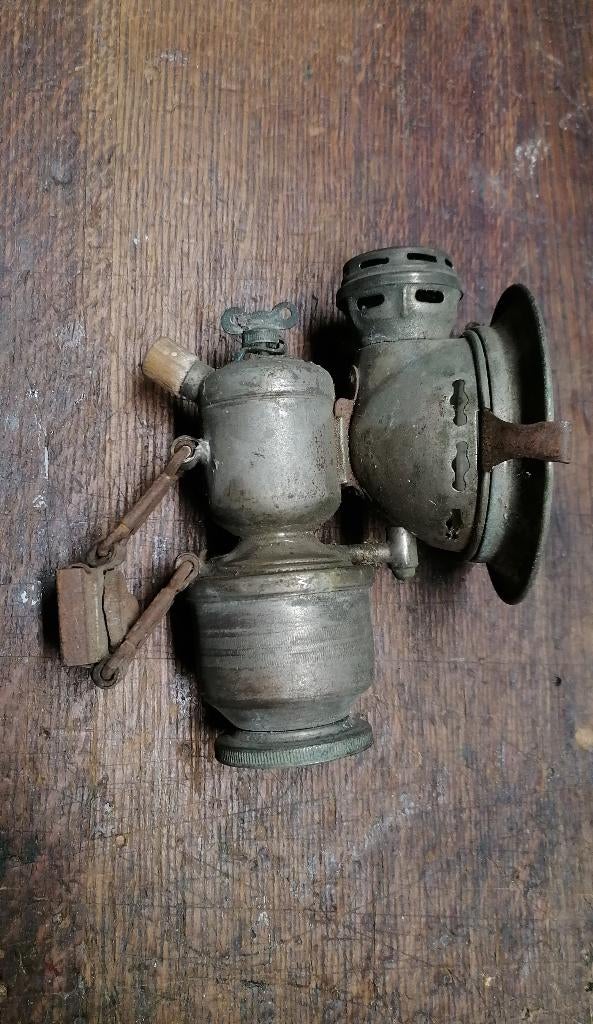 Lampe motocyclette carbure retro, Antiquités & Art, Envoi