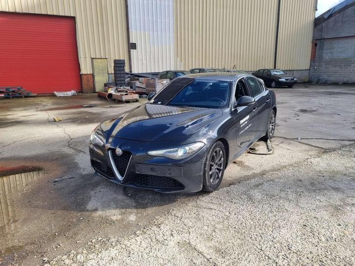 Alfa Romeo Giulia Giulia 2.2 JTDm Super (JAV ECO) (bj 2017), Auto's, Alfa Romeo, Particulier, Te koop, Giulia, ABS, Airbags, Airconditioning