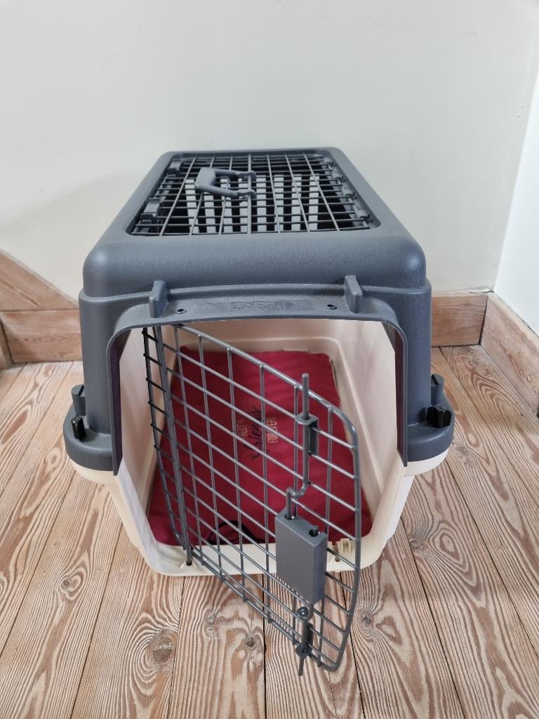 Transportbox hond kunststof, Dieren en Toebehoren, Ophalen, Zo goed als nieuw